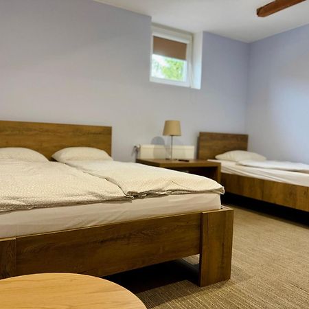 Restauracja Ibiza Aparthotel Лудвиковице Клодзкие Екстериор снимка
