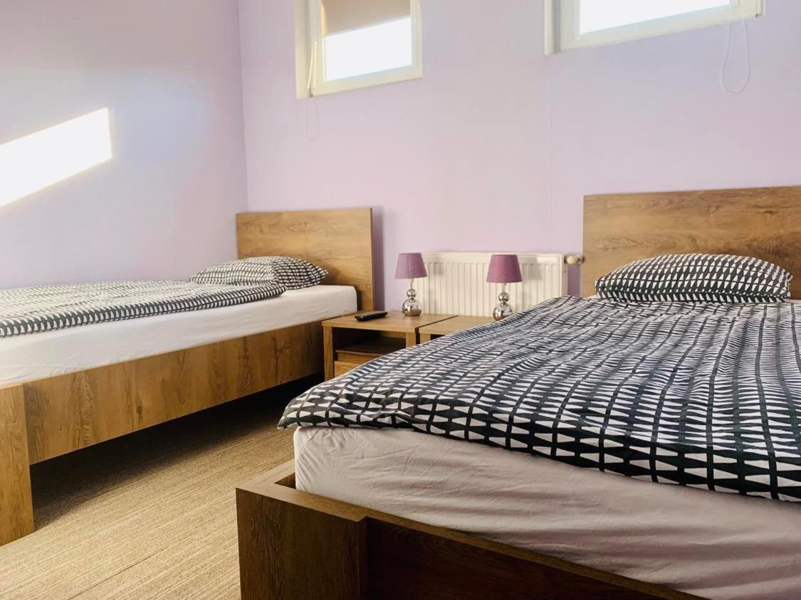 Restauracja Ibiza Aparthotel Лудвиковице Клодзкие Екстериор снимка