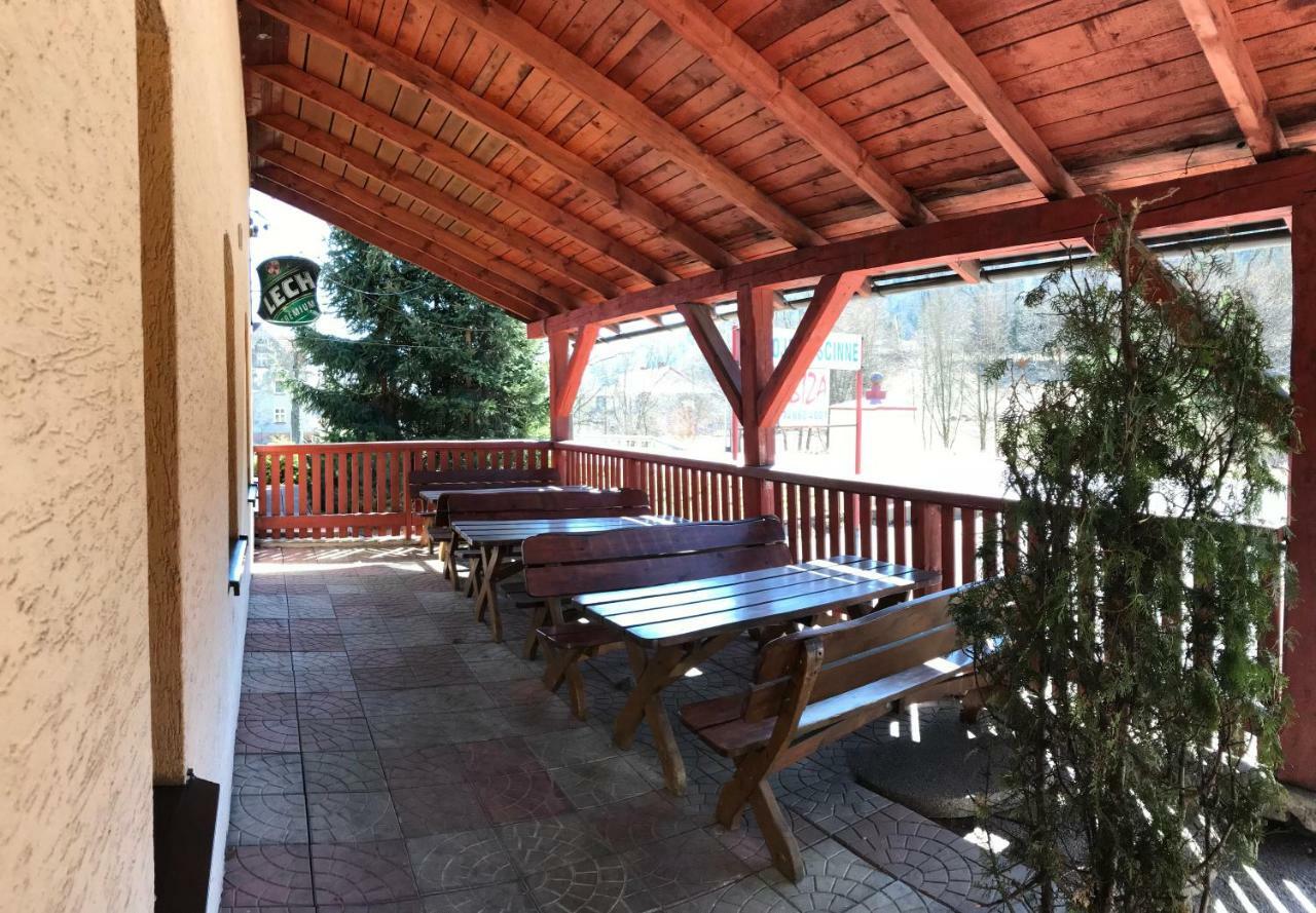 Restauracja Ibiza Aparthotel Лудвиковице Клодзкие Екстериор снимка